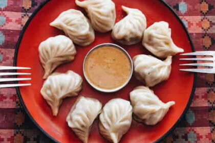 CHICKEN STEAM MOMO