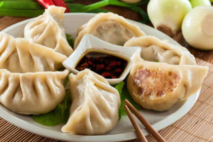 VEG CHILLI MOMO