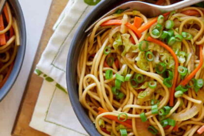 VEGETABLE CHOWMEIN